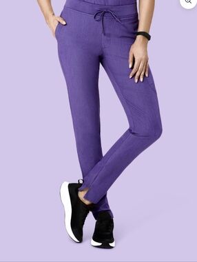 Mandala 6 Pocket Slim Scrub Pants in Heather Grape Petite Medium